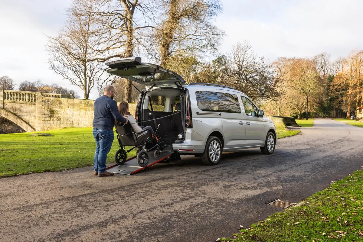 Comparatif 2025 : meilleures voitures PMR adaptées à chaque besoin